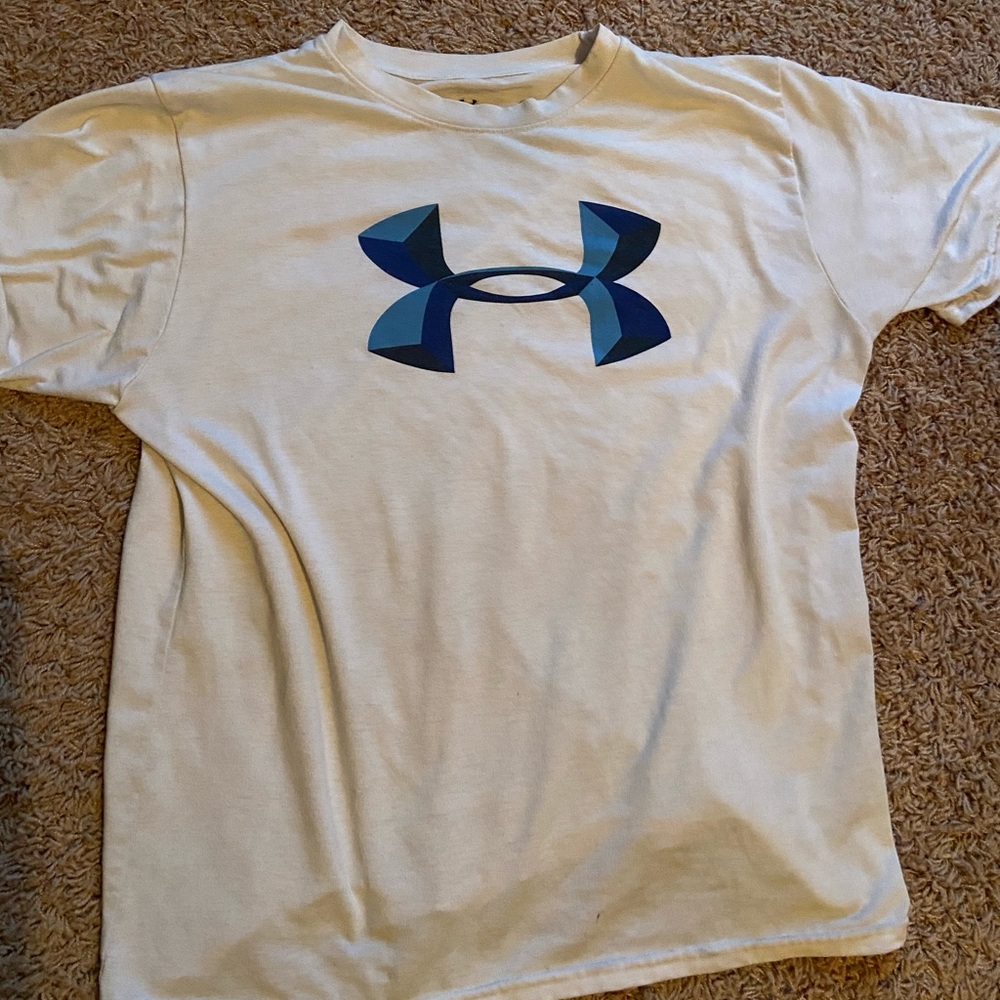 White UnderArmour Boys Tee-Shirt